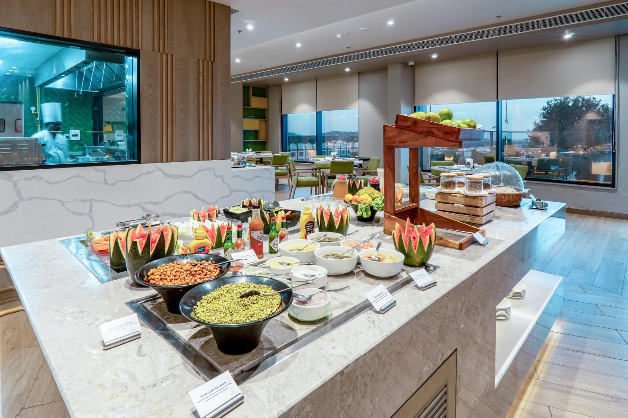 Holiday Inn Katra Vaishno Devi By Ihg Exterior foto